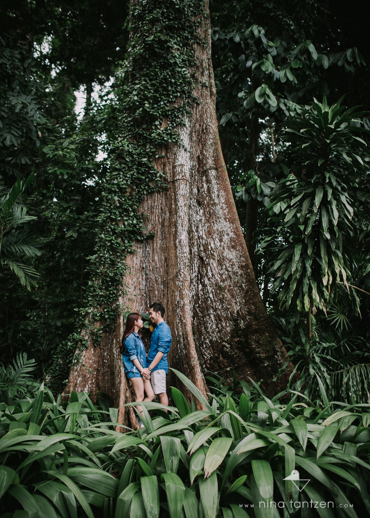 beautiful professional portraits of a couple in singapore