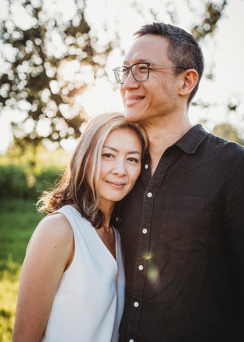 Paar Fotosession in Zürich draussen in der Natur